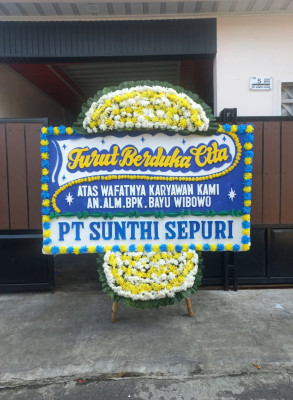 Papan Bunga Duka di Bencongan Indah